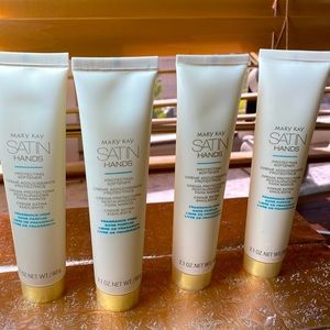 Mary Kay, satin Hands